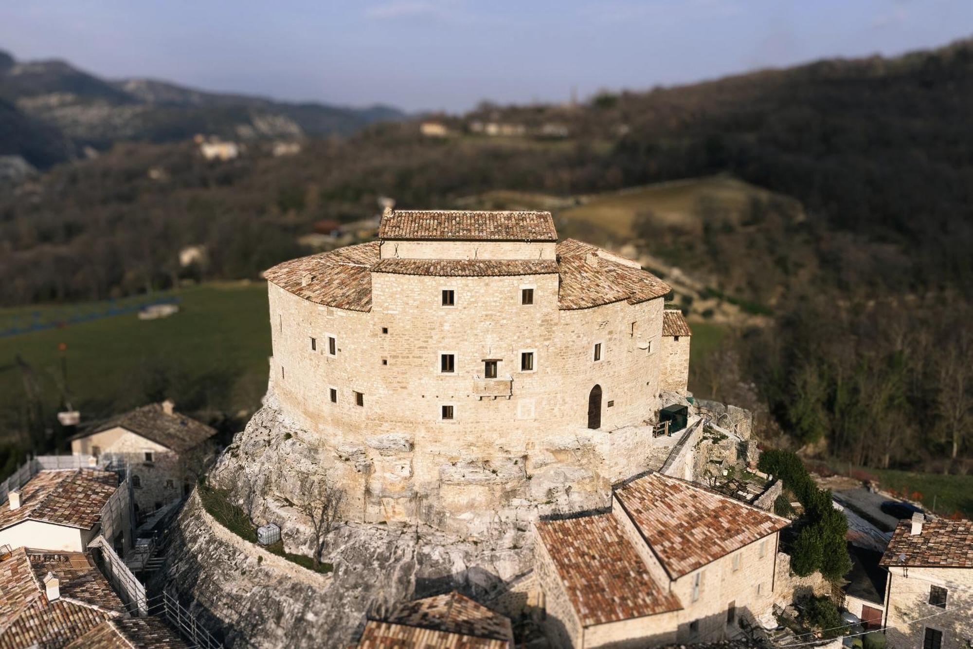 Castel Di Luco Otel Acquasanta Terme Dış mekan fotoğraf